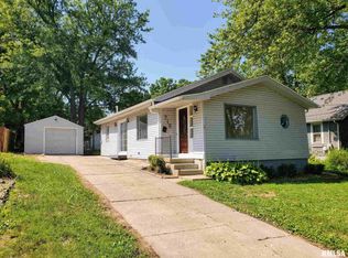 718 E Moneta Ave, Peoria Heights, IL 61616