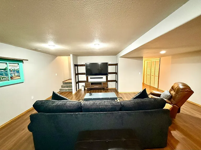 1268 W Bentwood Loop — Photo 23