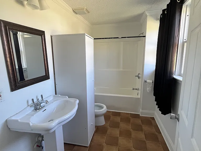 937 Red Fox Rd — Photo 17