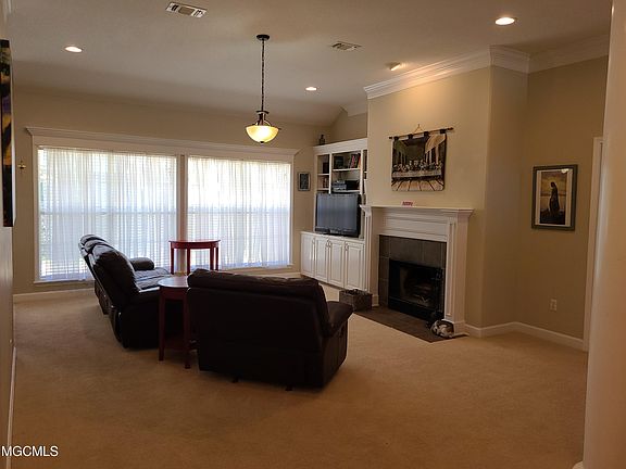 4th image of 14351 W Carriage Cir