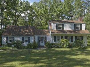 95 Hathaway Ln, Essex Fells, NJ 07021