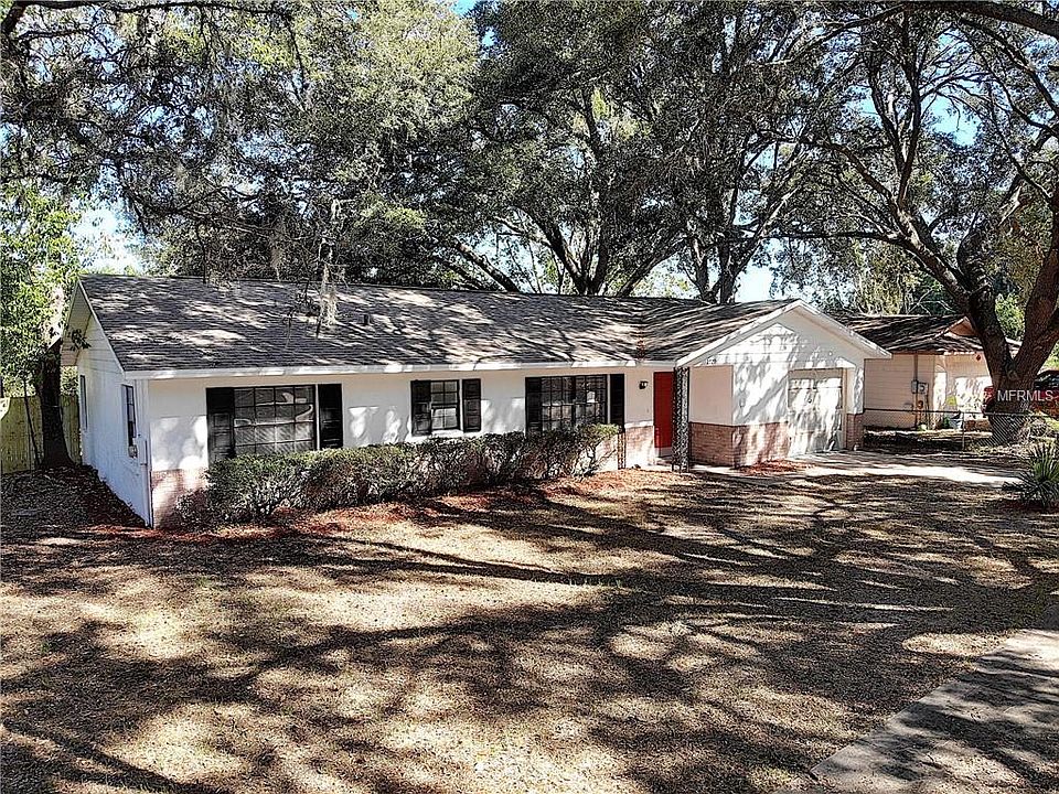 1st image of 2729 N Dellwood Dr
