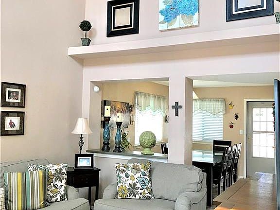 3rd image of 14045 Tierra Delfin Dr