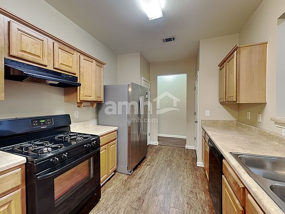 3rd image of 2313 Worrall Hill Dr
