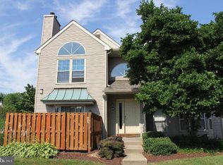 2002 Brookhaven Dr #304, Morrisville, PA 19067