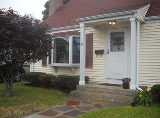 36 Annie St, Pawtucket, RI 02861