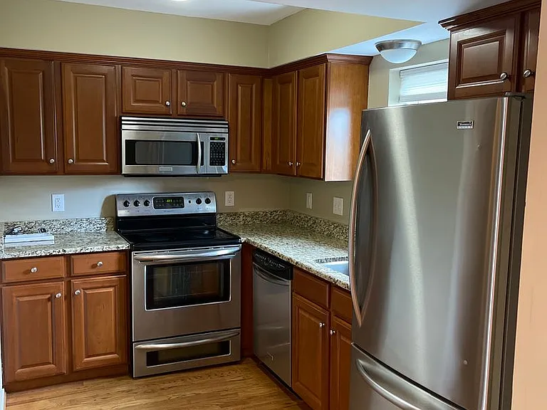 213 Summit Ridge Dr — Photo 5