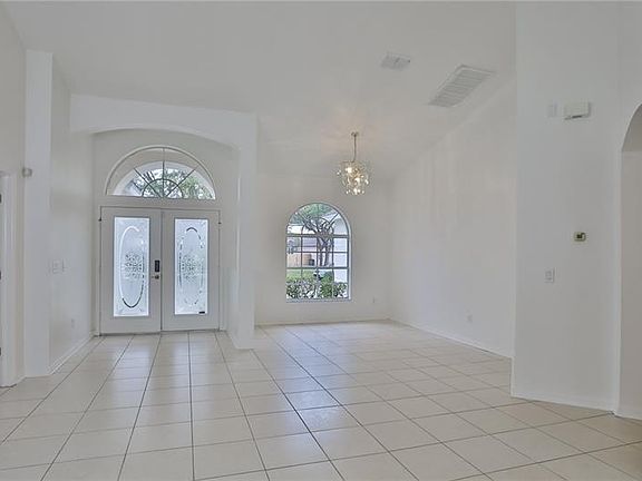 3rd image of 12317 Riverglen Dr