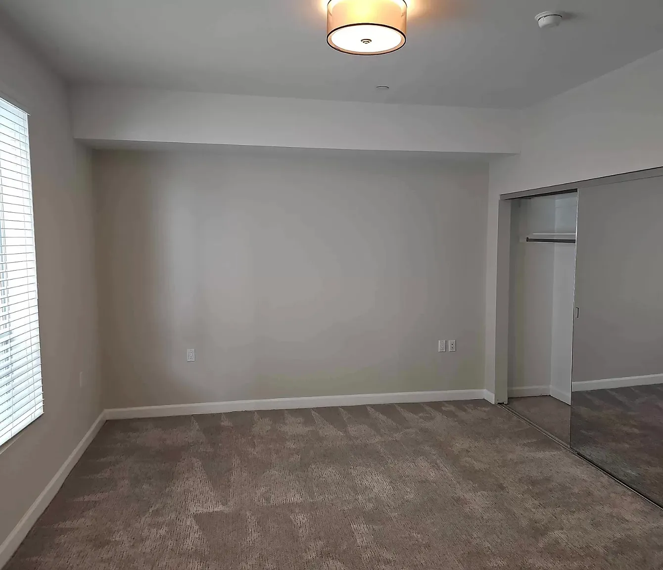 3 bed, 1445 sqft, $3,750 — Photo 2