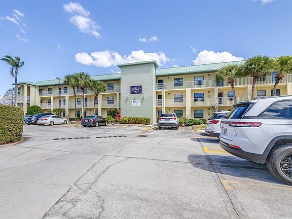 2nd image of 6077 113th St APT 621