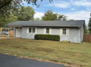 317 S Lyndall St, Mountain Grove, MO 65711
