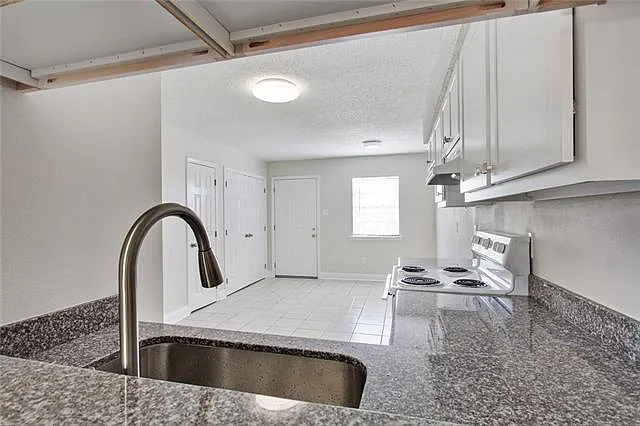 8897 Richmond Dr — Photo 7