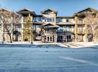 48 E Panatella Rd NW #312, Calgary, AB T3K0V4