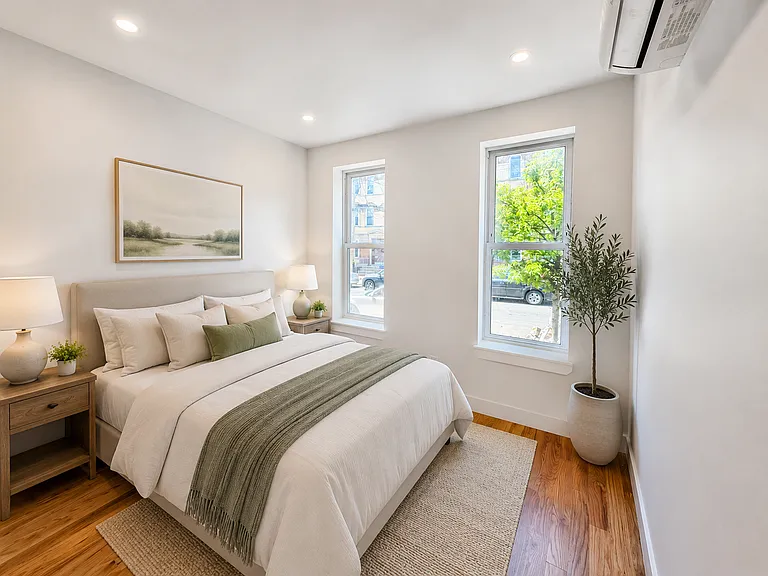 1856 Putnam Ave #1L — Photo 5