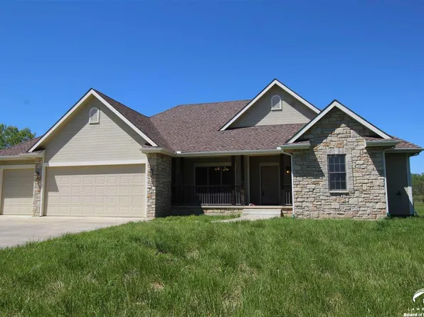 18570 1st St, Lawrence, KS 66044