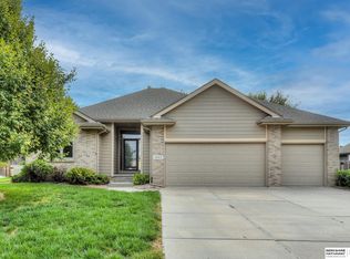 3865 N 209th St, Elkhorn, NE 68022