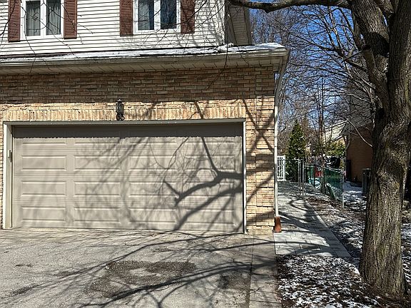 2nd image of 63 Innisbrook Cres #Basement