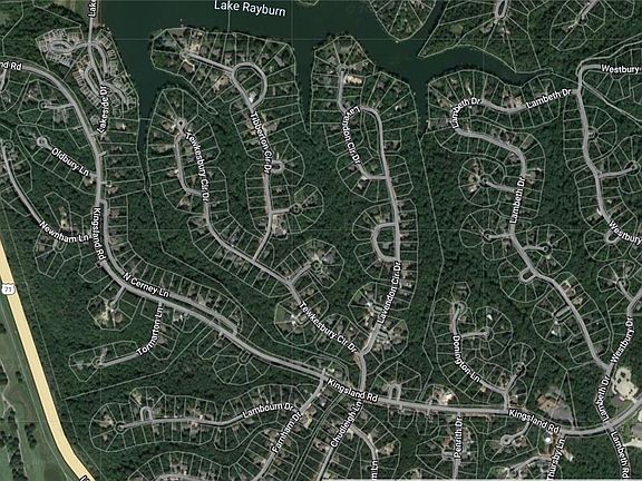 3rd image of Westbury Dr #19