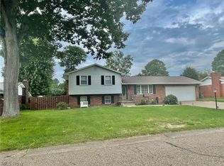 9701 Hess Mill Rd NE, Bolivar, OH 44612