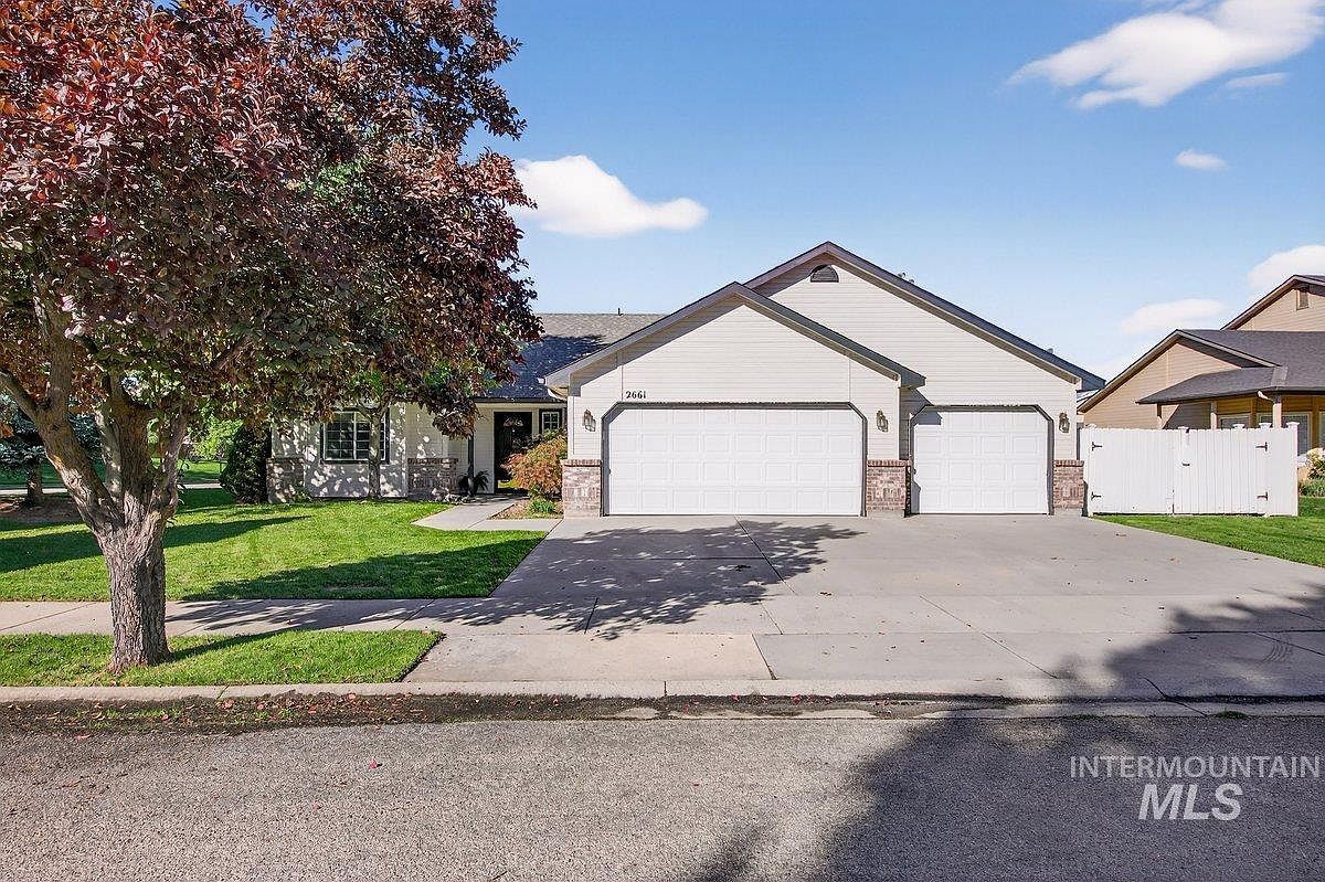 2661 S Hood Ranch Pl, Meridian, ID 83642 | Zillow