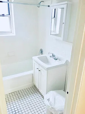 Rented by Contact Realty | media 17