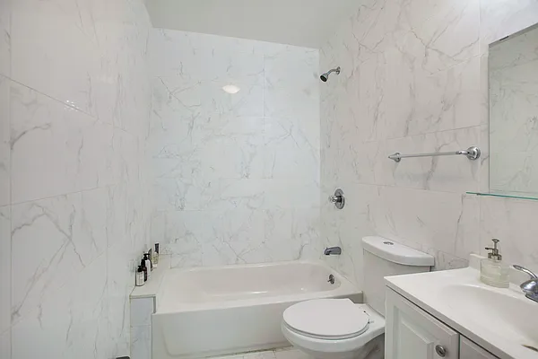 Rented by Nest Seekers International | media 16