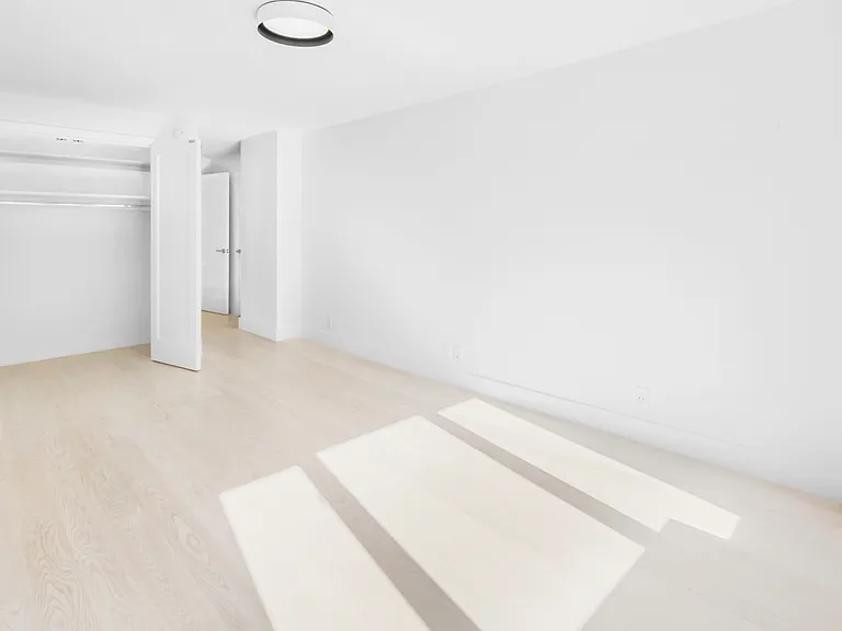 920 Park Ave #3D — Photo 10