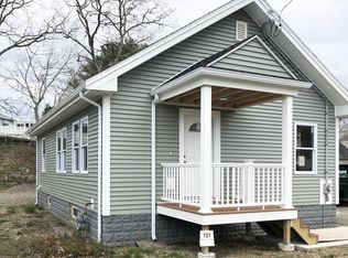 737 Washington St, Weymouth, MA 02188
