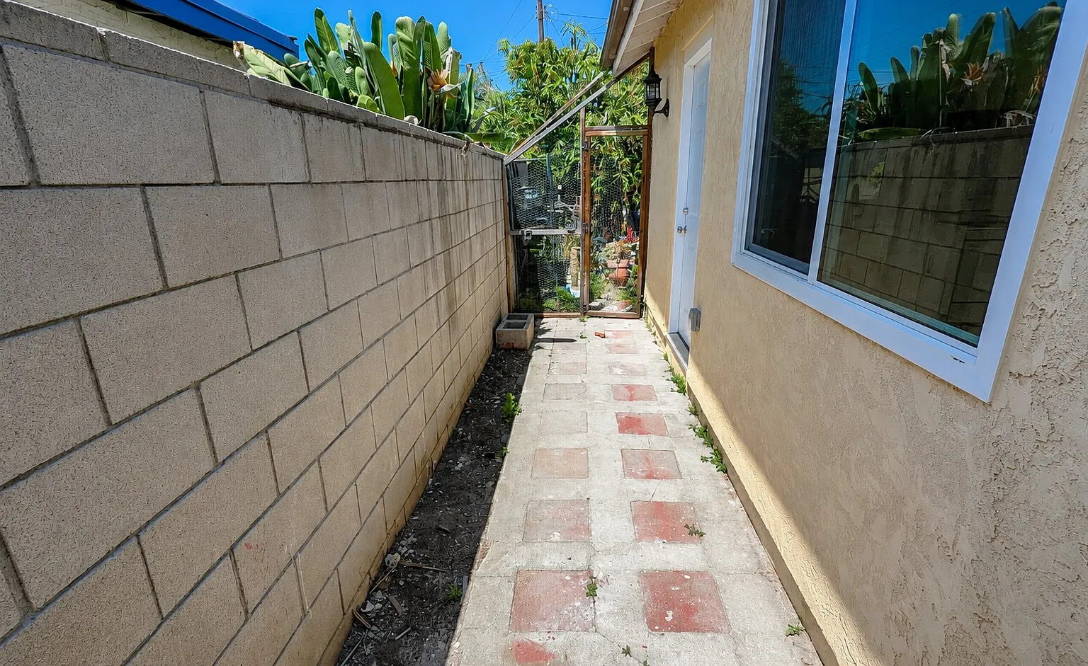 Studio, 475 sqft, $1,750 — Photo 4