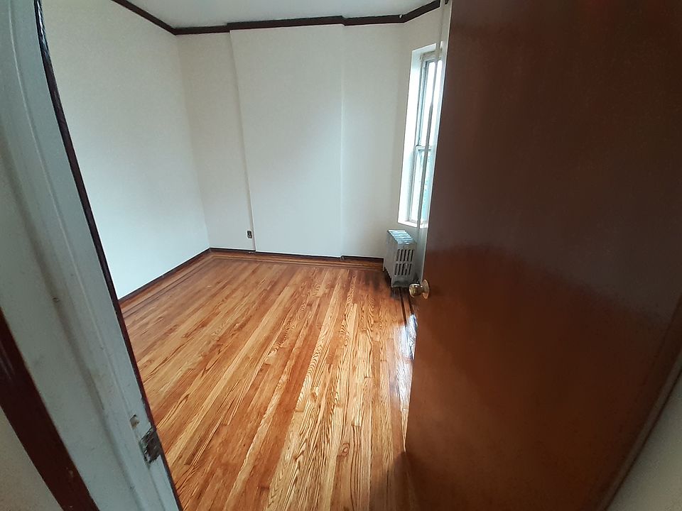 2nd image of 704 Madison St #1A