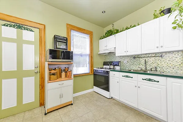 Sold by ERA Top Service Realty, Inc. | media 9