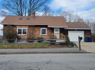 10 Peabody Ave, Manchester, NH 03109