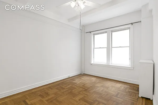 Sold by Compass | media 21