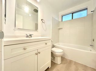 601 N Kings Rd APT 301, West Hollywood, CA 90048