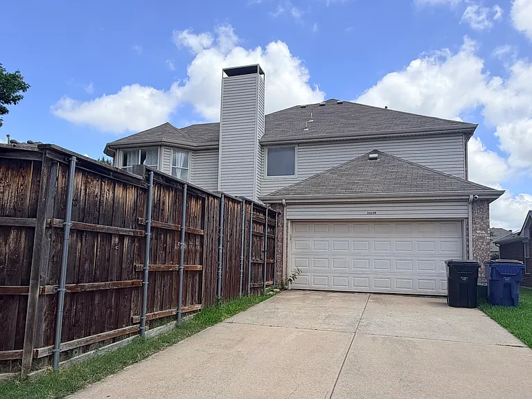 10105 Samantha Dr — Photo 29