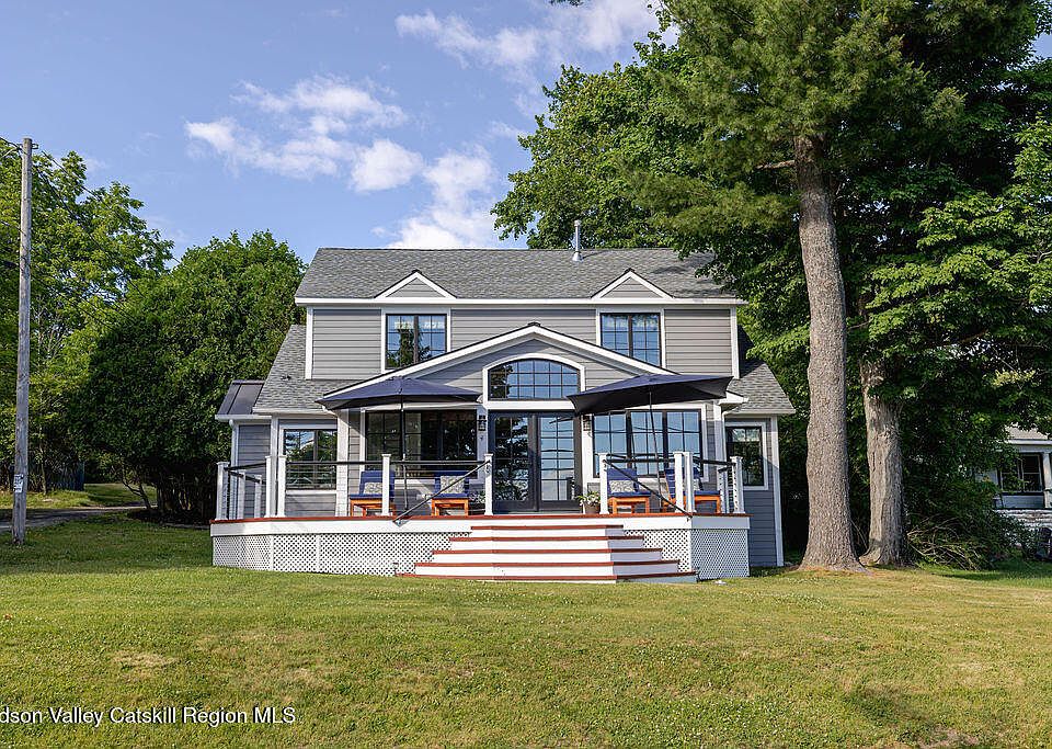 1st image of 4 Bobolink Road
