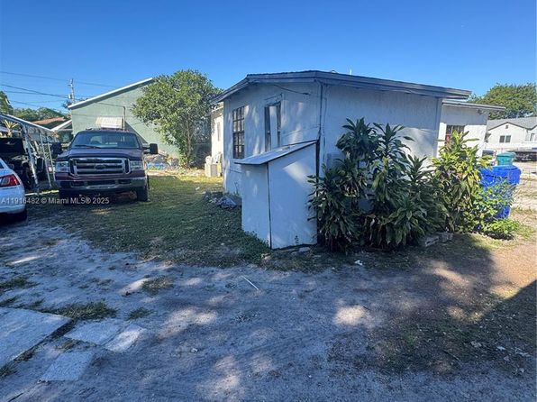 miami-florida-2079585940 picture