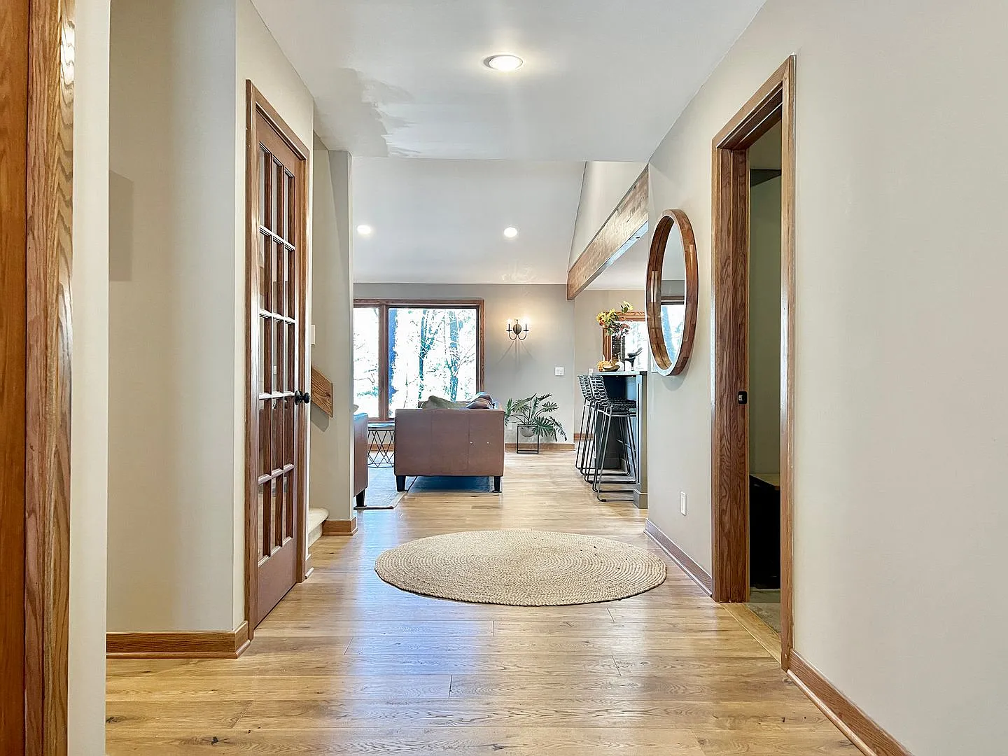 Sophisticated Condo Retreat on Old Mission Peninsula — Photo 4
