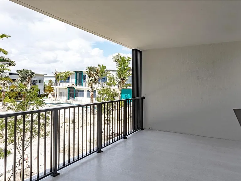 4400 Sunrise Blvd #S2-A — Photo 22