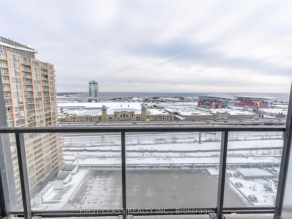 135 E Liberty St #1412