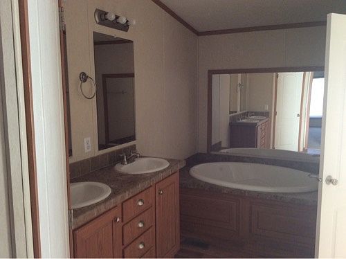 4th image of 410 Blanton Dr