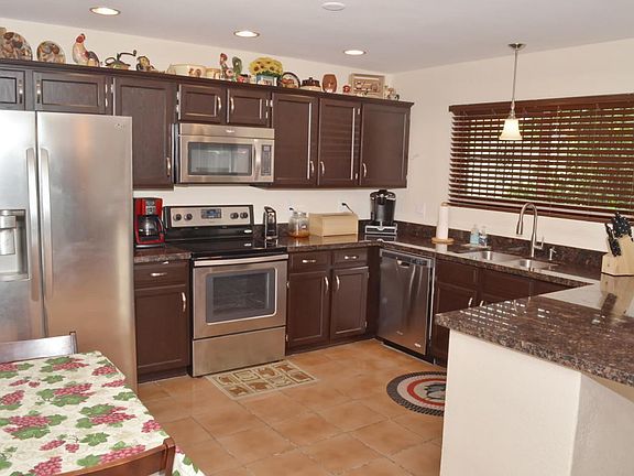 2nd image of 7820 N Soledad Ave