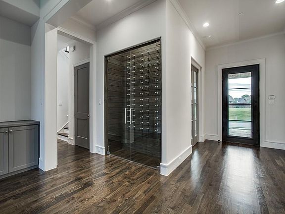 5th image of 600 Whitley Place Dr
