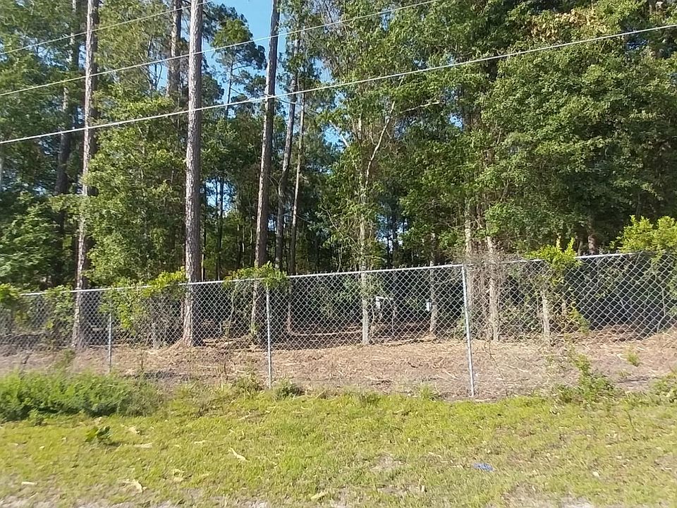 2nd image of 5540 York St. #5540 York Rd