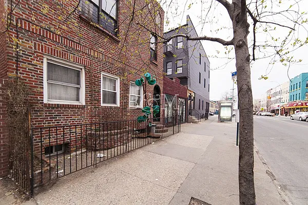 Rented by Brick&Mortar | media 41