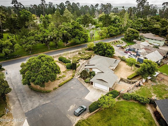 4th image of 295 W Waller Ln