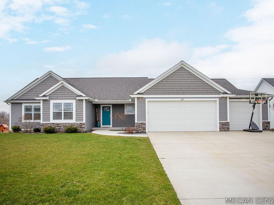1st image of 487 Midgrove Dr