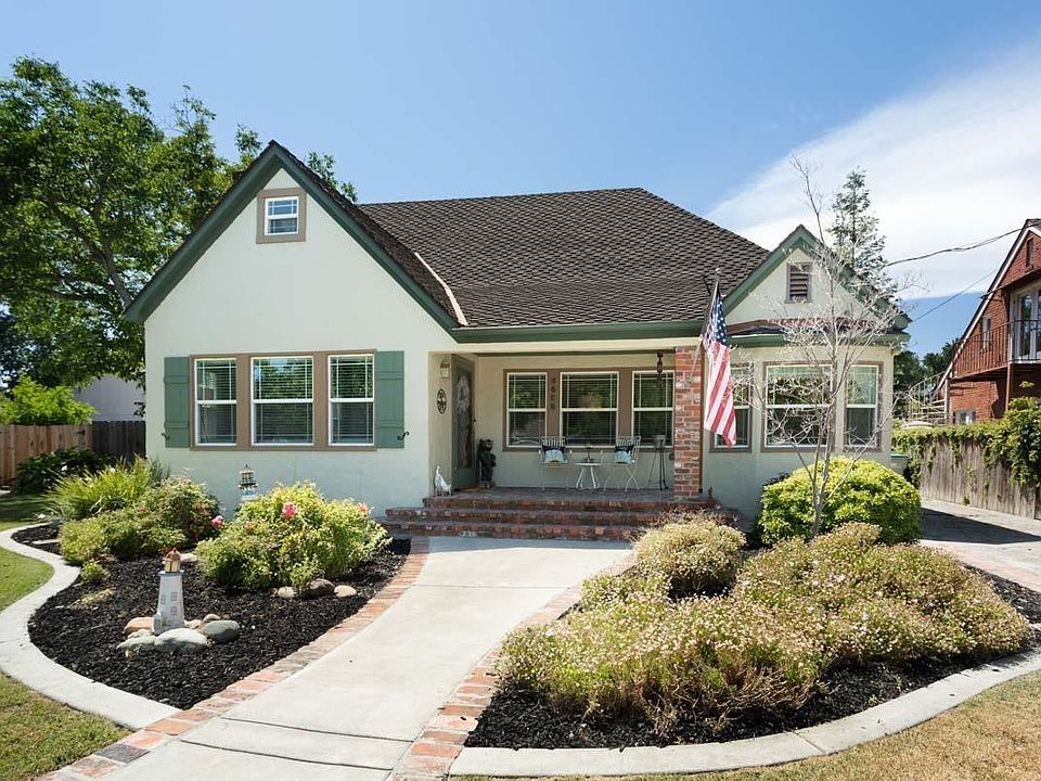2nd image of 9468 Oak Grove Ave