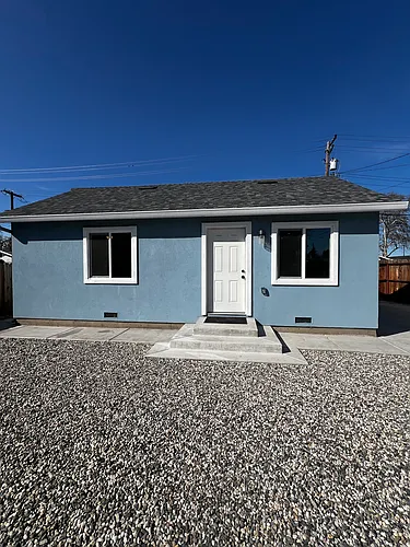 3165 Linden St Photo 1