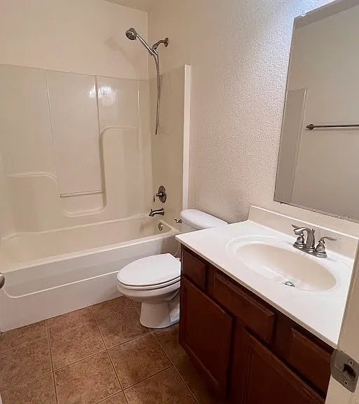4419 W Pecan St — Photo 10